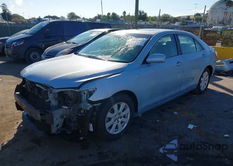 2009 Toyota Camry Hybrid from USA, damaged, VIN 4T1BB46K79U076593